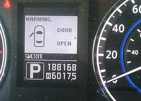 2015 Infiniti Q40 z USA, uszkodzony, nr VIN JN1CV6AP2FM501201